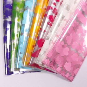 Patterned wrapping rolls